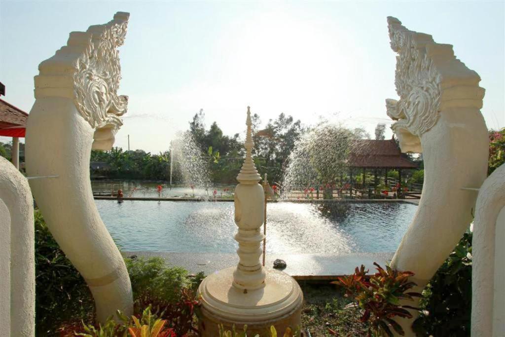 Ayutthaya Garden River Hotel 3*